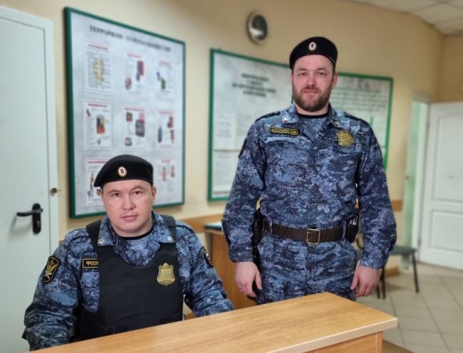 В Коми судебные приставы пришли за должником алиментов и помогли заодно эпилептику
